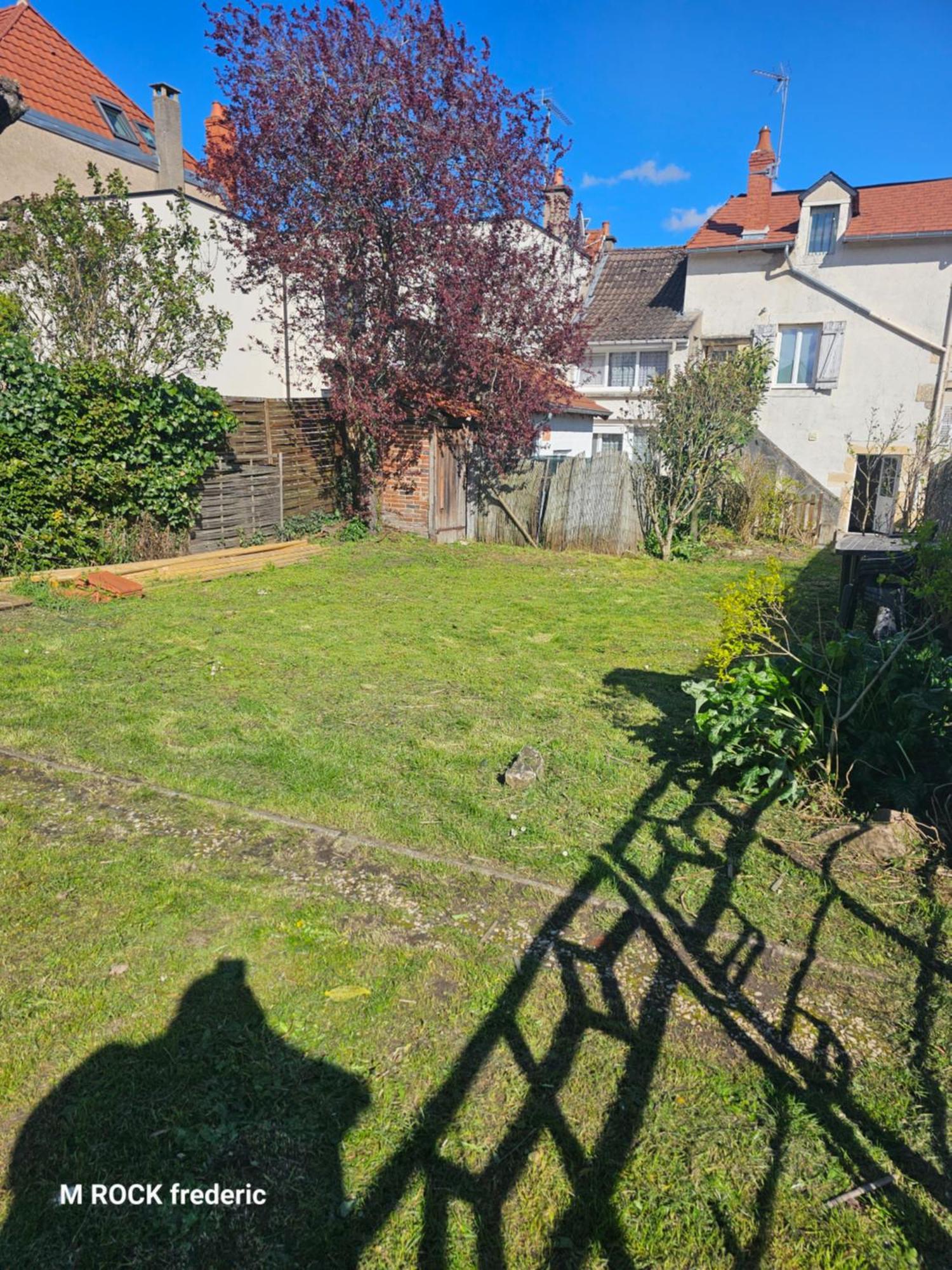 Maison De Ville Avec Jardin Privatif Nevers Esterno foto