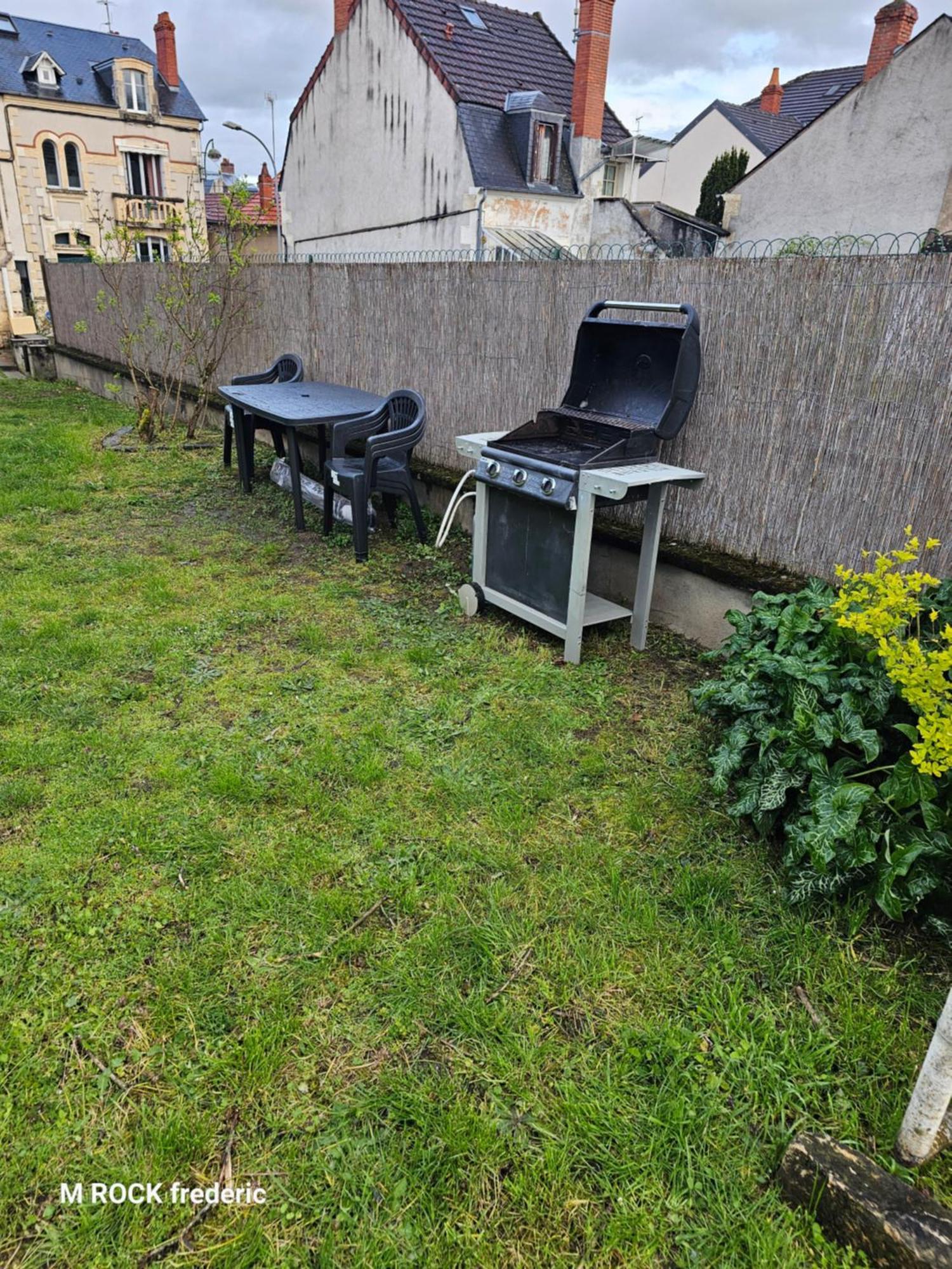 Maison De Ville Avec Jardin Privatif Nevers Esterno foto